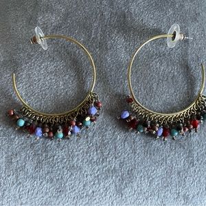Hoop earrings with beads